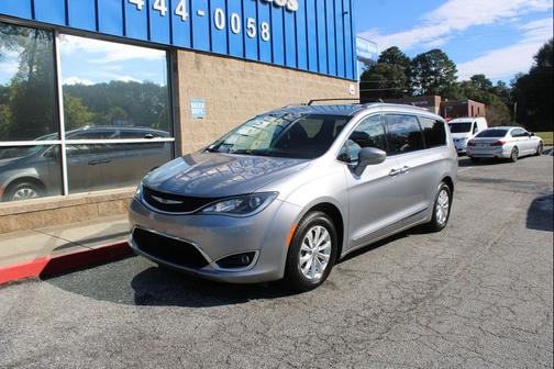 2019 Chrysler Pacifica Touring L