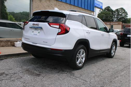 2023 GMC Terrain SLE
