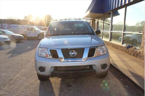 2017 Nissan Frontier SV