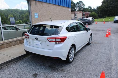 2019 Subaru Impreza 2.0i