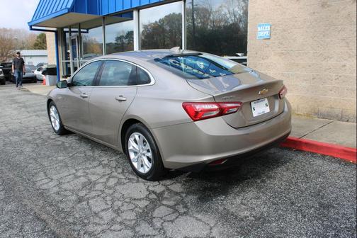 2022 Chevrolet Malibu 4dr Sdn LT
