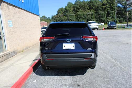 2022 Toyota RAV4 Hybrid XLE