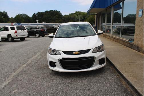 2020 Chevrolet Sonic 5dr HB LT w/1FL