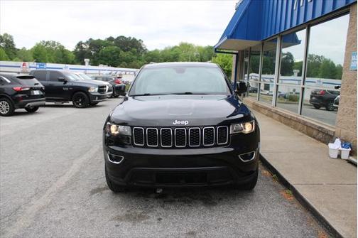 2020 Jeep Grand Cherokee Laredo