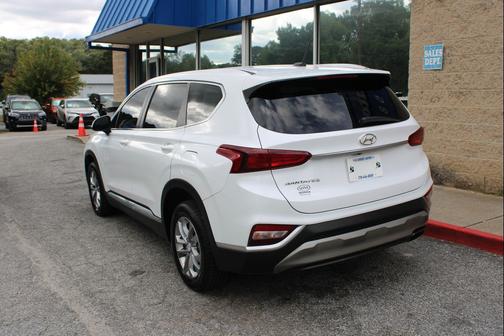 2019 Hyundai SANTA FE SE 2.4