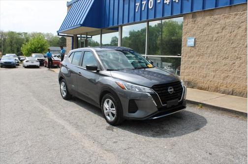 2023 Nissan Kicks S