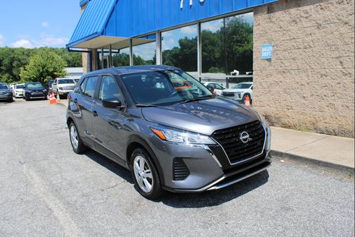 2023 Nissan Kicks S