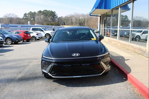 2025 Hyundai SONATA SE