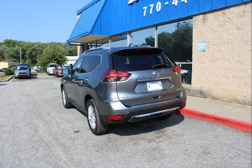 2018 Nissan Rogue SV