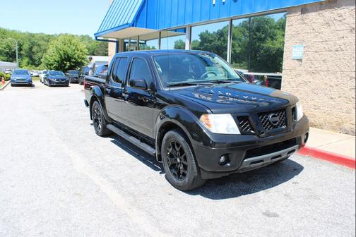 Black 2019 Nissan Frontier SV