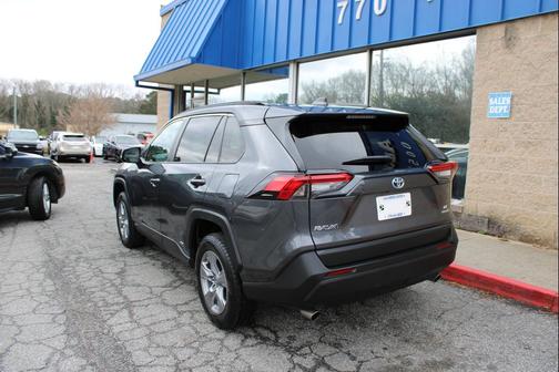 2022 Toyota RAV4 Hybrid LE