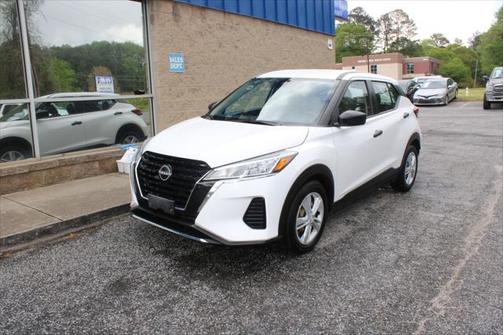 2023 Nissan Kicks S