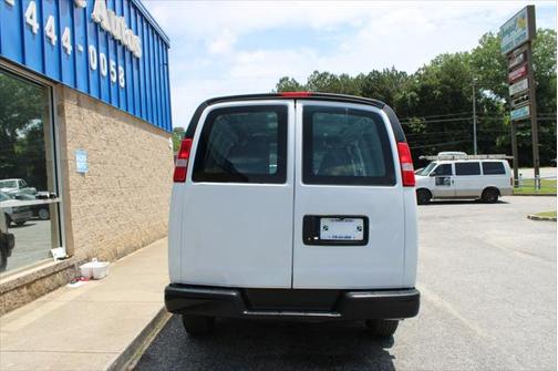 2020 Chevrolet Express 2500 RWD 2500 135