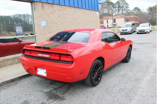 2010 Dodge Challenger SE