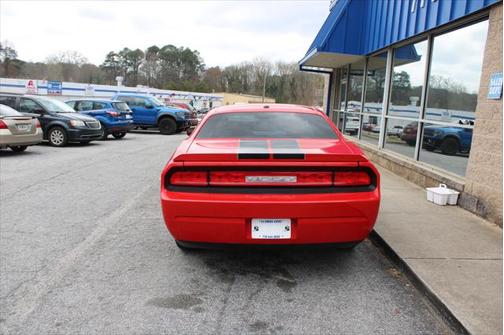 2010 Dodge Challenger SE