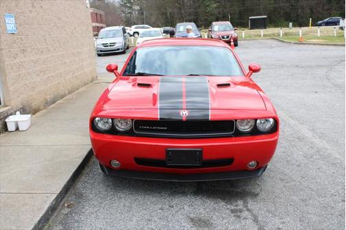 2010 Dodge Challenger SE