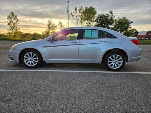 2011 Chrysler 200 Touring