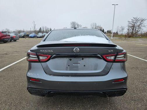 2022 Nissan Maxima SR Xtronic CVT