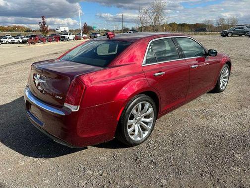 2018 Chrysler 300 Limited