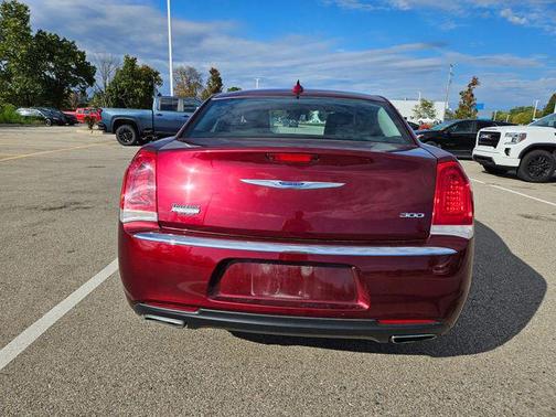 2018 Chrysler 300 Limited