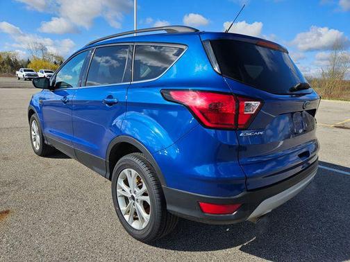 Lightning Blue Metallic 2019 Ford Escape SEL