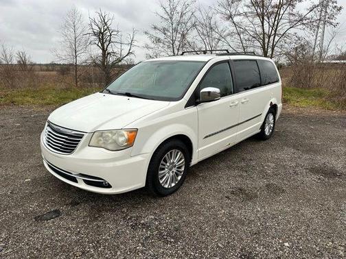 2011 Chrysler Town & Country Touring-L