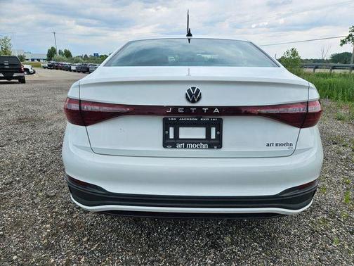 Pure White 2025 Volkswagen Jetta 1.5T Sport