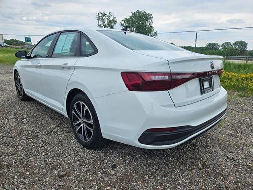 Pure White 2025 Volkswagen Jetta 1.5T Sport