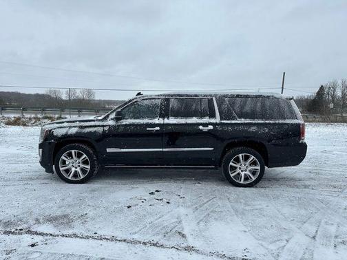 2016 Cadillac Escalade ESV Premium