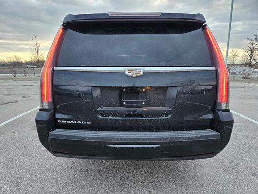 2016 Cadillac Escalade ESV Premium