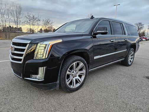 2016 Cadillac Escalade ESV Premium