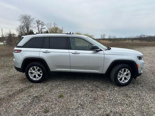 2023 Jeep Grand Cherokee Limited X