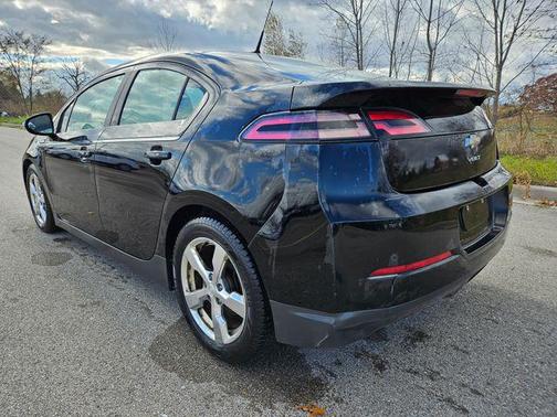 2013 Chevrolet Volt Base