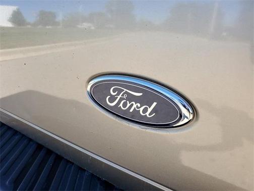 Photo 5 of 31 of 2001 Ford F-150 XLT SuperCab