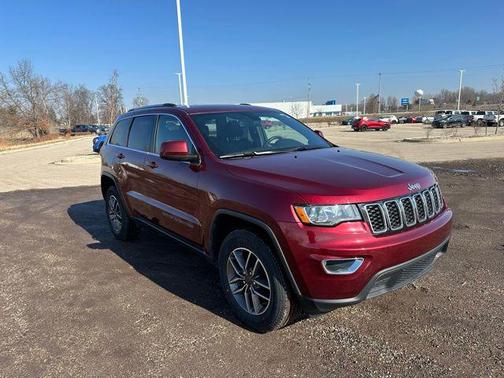 2020 Jeep Grand Cherokee Laredo