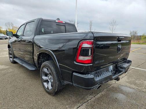 Diamond Black Crystal Pearlcoat 2022 RAM 1500 Big Horn/Lone Star