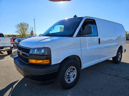 2020 Chevrolet Express 2500 RWD 2500 Regular Wheelbase WT