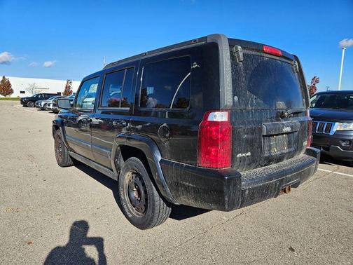 2007 Jeep Commander Sport