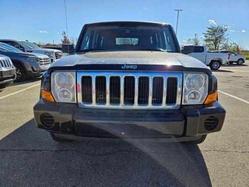 2007 Jeep Commander Sport