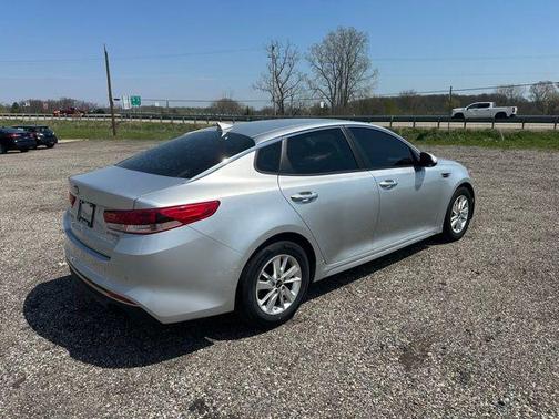 Sparkling Silver 2018 Kia Optima LX