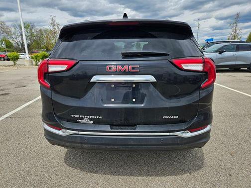 Ebony Twilight Metallic 2022 GMC Terrain SLT