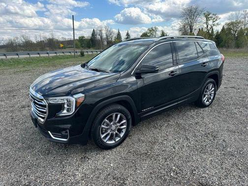 Ebony Twilight Metallic 2022 GMC Terrain SLT