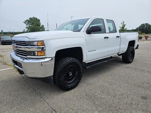 Summit White 2017 Chevrolet Silverado 2500 WT