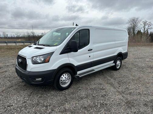 Oxford White 2023 Ford Transit-250 Base