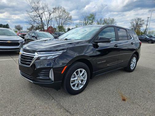 Mosaic Black Metallic 2024 Chevrolet Equinox 1LT