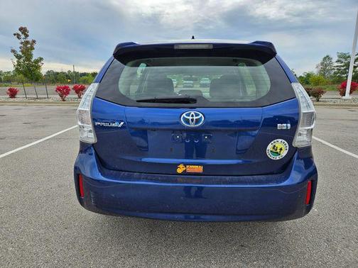2012 Toyota Prius v Two