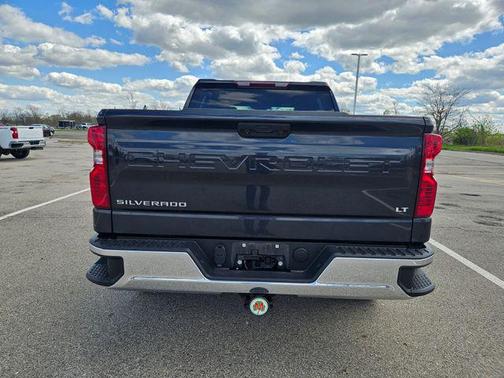 Dark Ash Metallic 2024 Chevrolet Silverado 1500 LT
