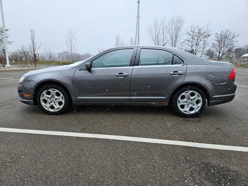 2011 Ford Fusion SE