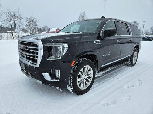 2024 GMC Yukon XL SLT