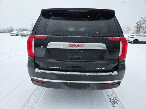 2024 GMC Yukon XL SLT